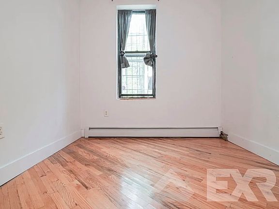 4th image of 383 Sumpter St APT 2L