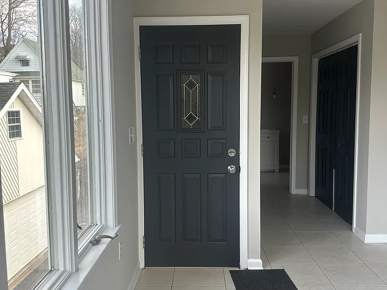 2209 Ash St — Photo 3