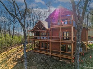 545 Cashes Valley Ln, Cherry Log, GA 30522
