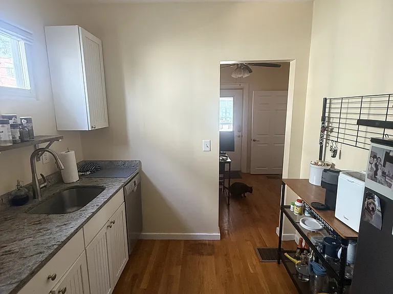 2 Otis St — Photo 6