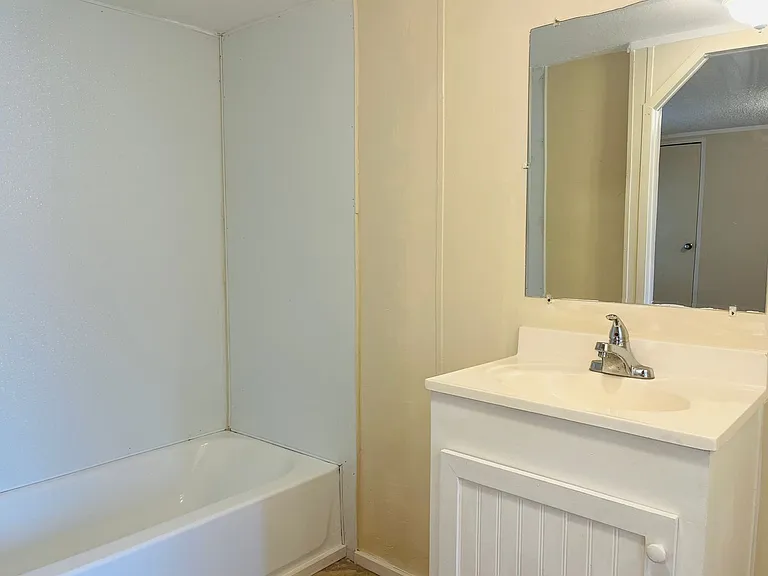 150 Hubbard Rd #2 — Photo 15
