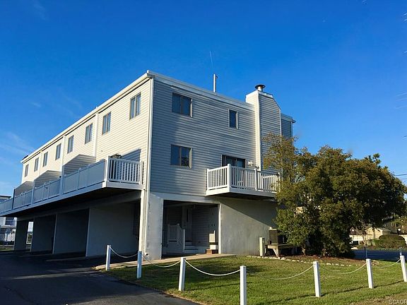 2nd image of 402 Coastal Hwy #B
