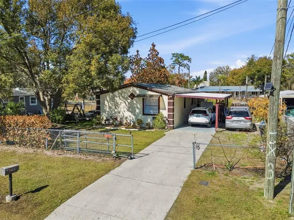 8804 Fouress Ln, Gibsonton, FL 33534