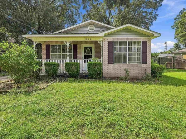 1355 Fairchild St, Pensacola, FL 32504