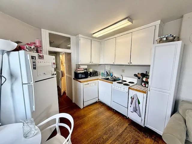 3 bed, 9999 sqft, $5,050 — Photo 2