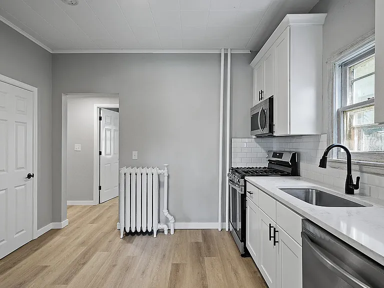 1541 Carroll Ave #1 — Photo 8