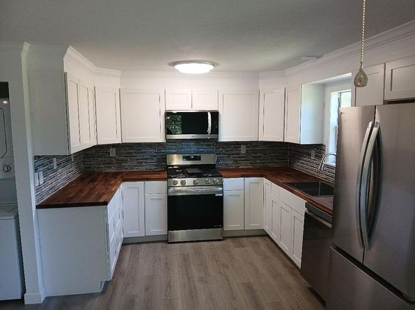 25966 NE George Maloy Ln