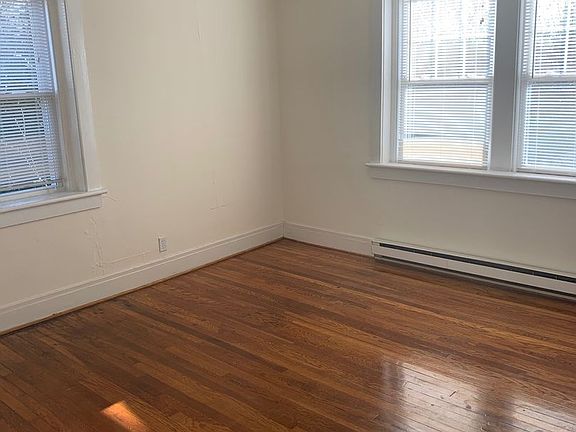 2nd image of 4911 Newport Ave APT 12