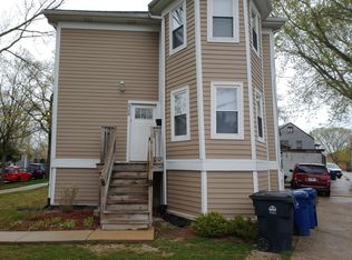 2308 Foster St APT 1, Evanston, IL 60201