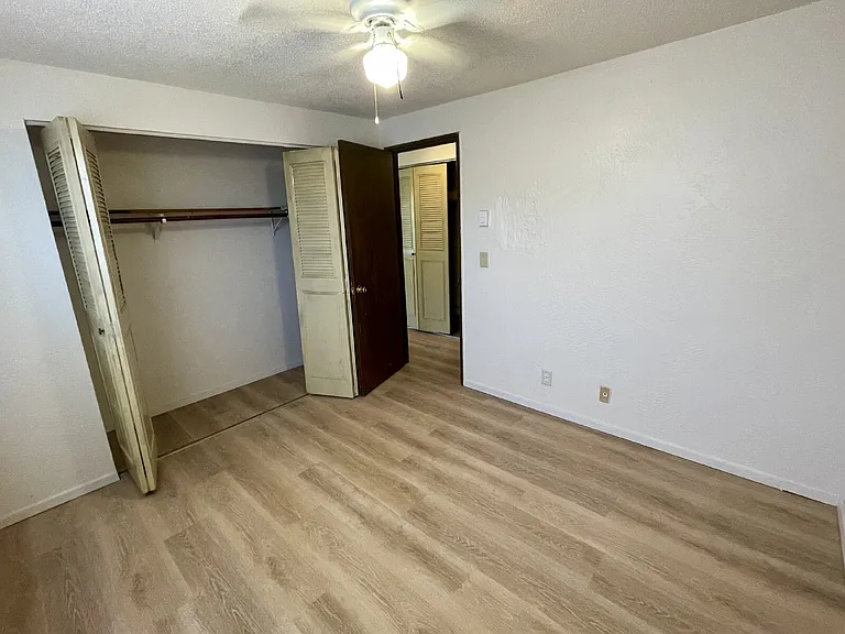 555 Tyler St #24 — Photo 7