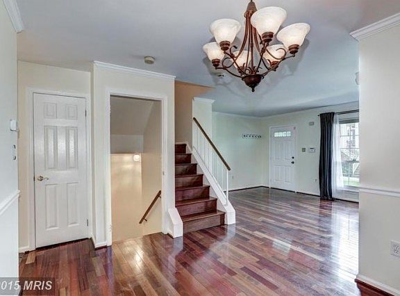 3rd image of 6811 Malton Ct