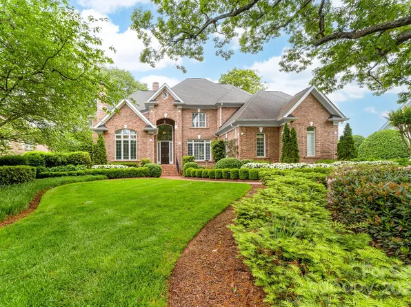 18920 Peninsula Club Dr, Cornelius, NC 28031