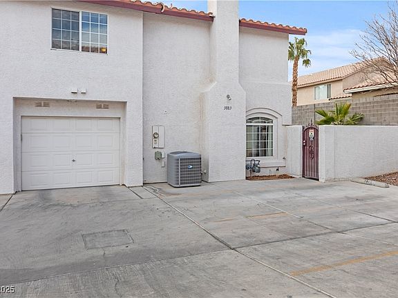 4th image of 3883 Starfield Ln