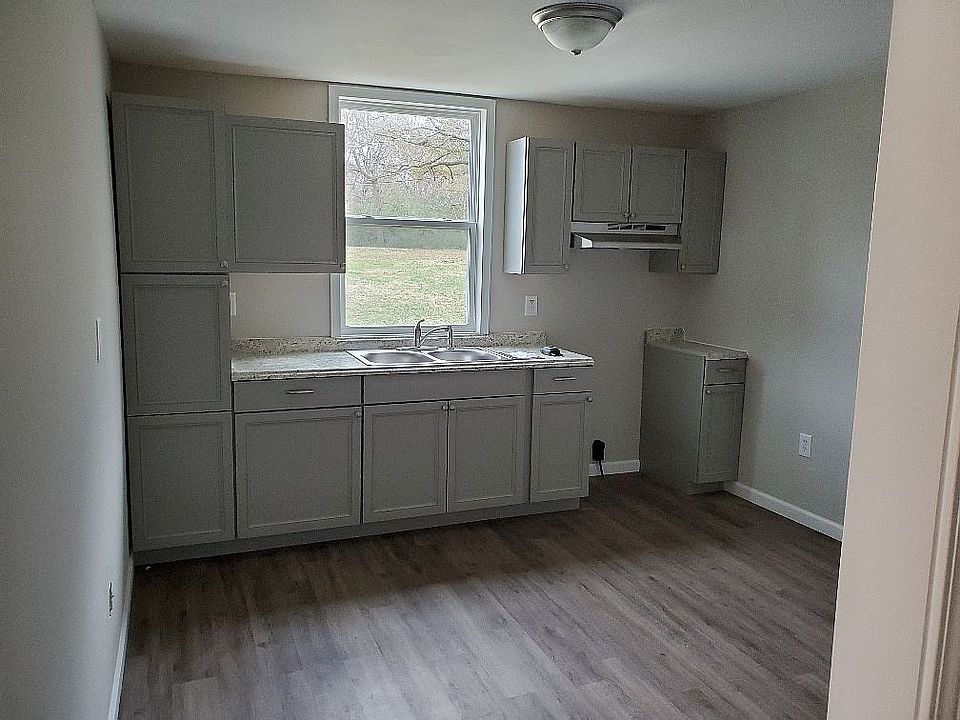 1st image of 54 Geter Cir