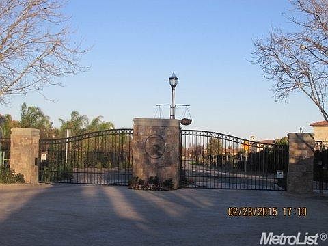 3rd image of 28165 S Acorn Ln