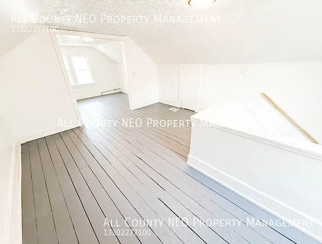 549 Wildwood Ave — Photo 12