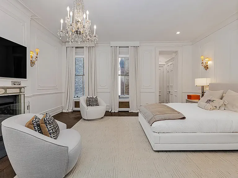 59 E 66th St — Photo 12