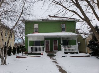 703 10th Ave, Rock Falls, IL 61071