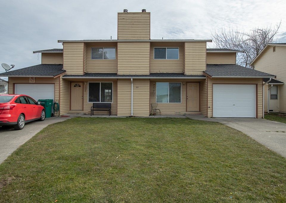 1st image of 221 21st Pl SE
