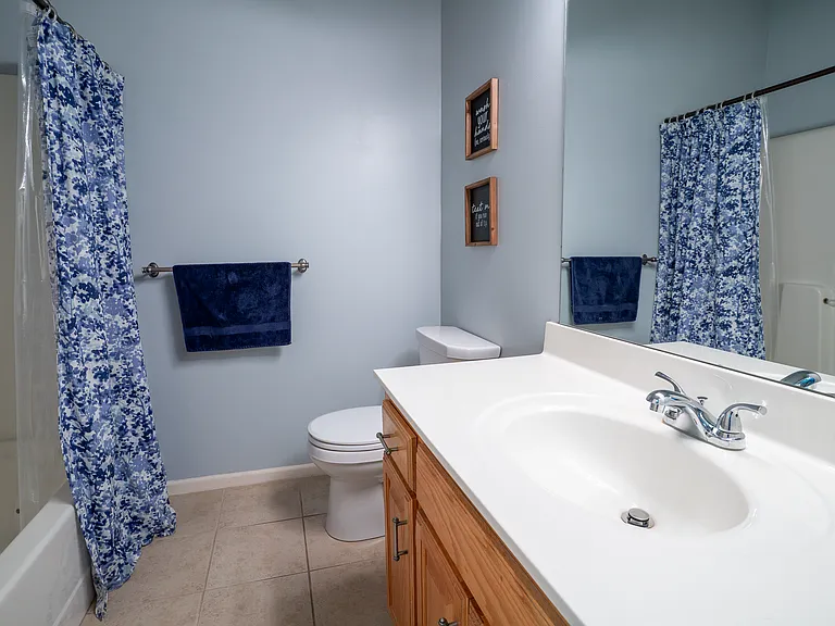 1257 SE Princeton Dr — Photo 8