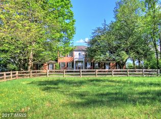 231 Seneca Rd, Great Falls, VA 22066