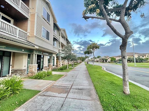 5th image of 1020 Kakala St APT 914