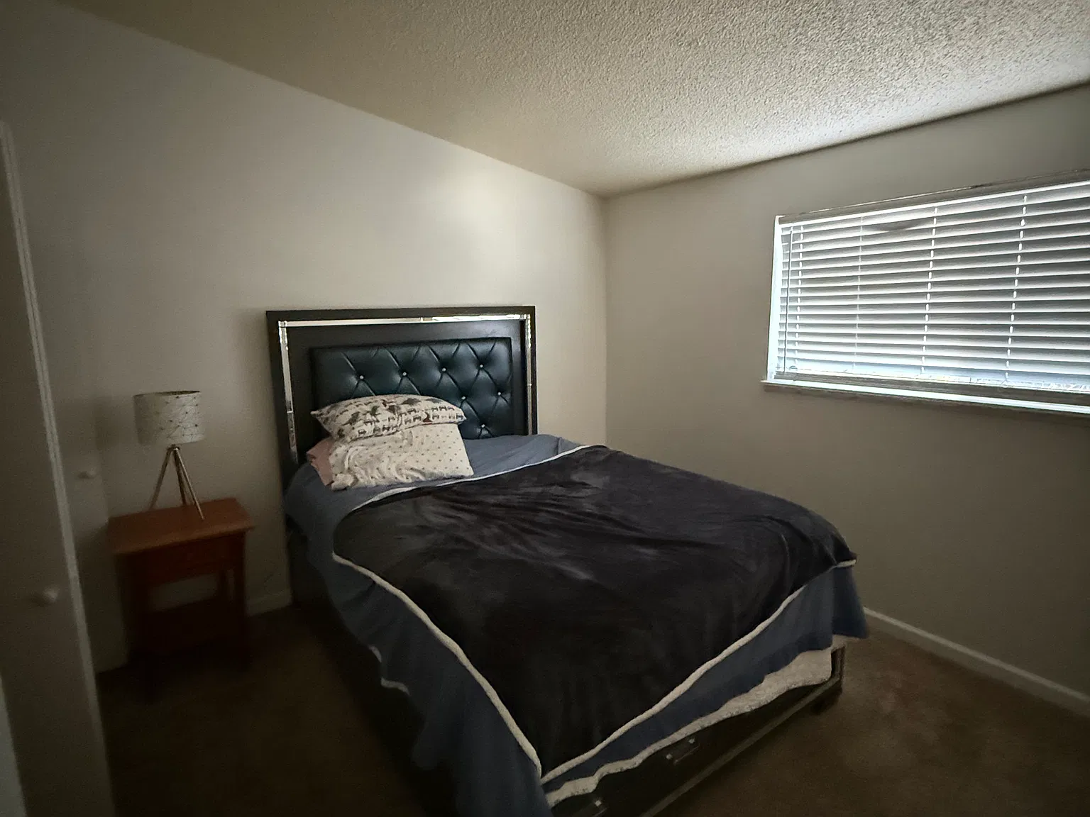 2 bed, 864 sqft, $2,500 — Photo 4