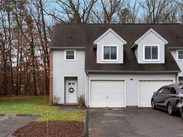 190 Tomlinson Avenue #16F, Plainville, CT 06062