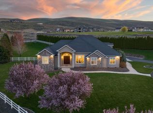 28414 Country Meadows Ln, Kennewick, WA