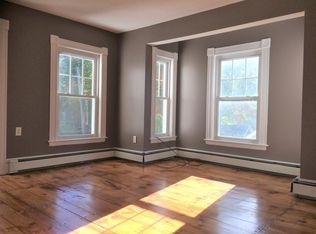 9 Collins St #2, Newburyport, MA 01950