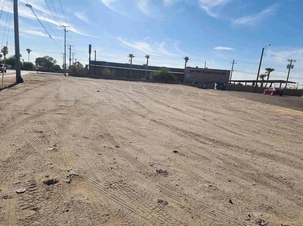 415 E 32nd St, Yuma, AZ 85364