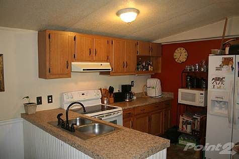 Kitchen with new counter