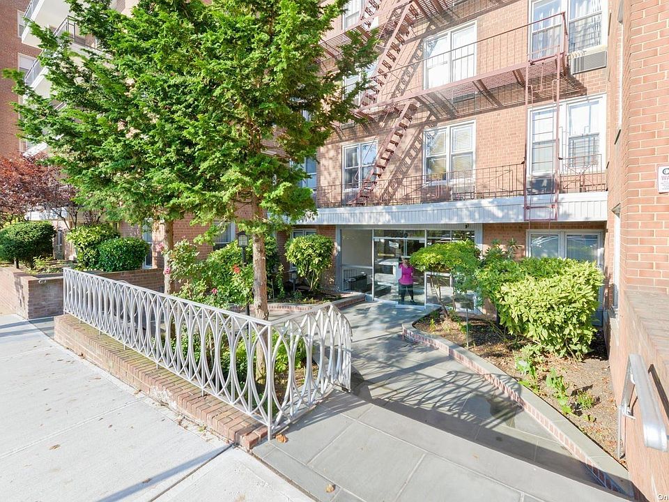 1st image of 67-50 Thornton Place #2L