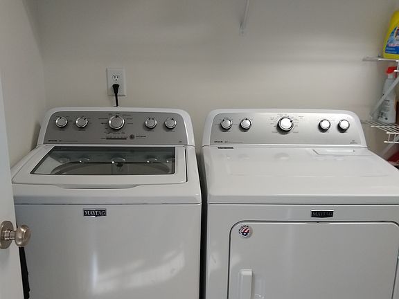 3rd image of 2517 Winston Trace Cir