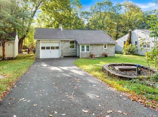 29 Lozier Rd, Budd Lake, NJ 07828