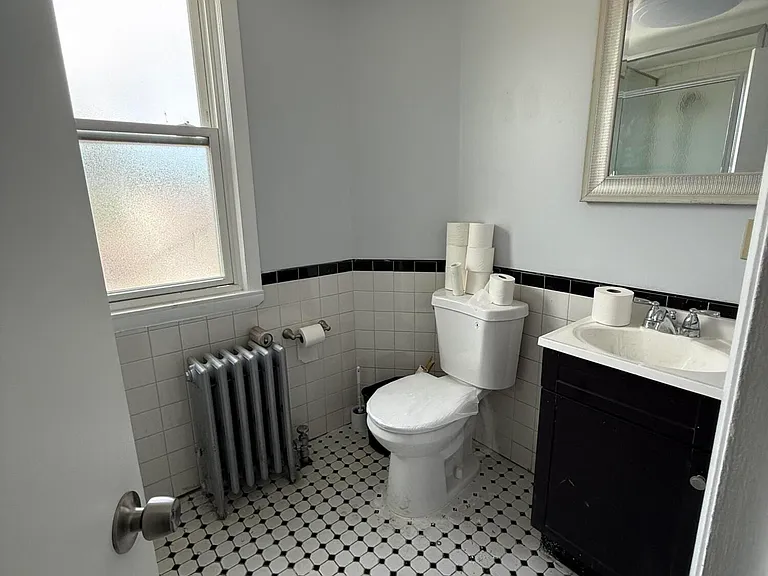 1288 Forest Ave #2 — Photo 11