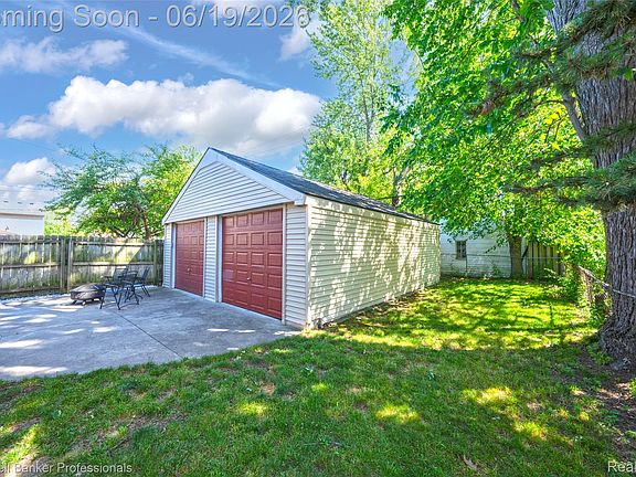 4th image of 1625 Hampton Rd