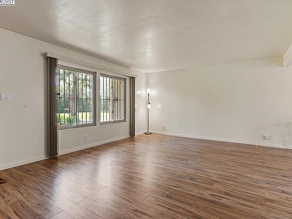 27340 Marigold Ct, Hayward, CA 94545 | Zillow