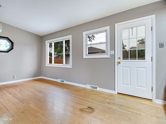 4th image of 7831 Sprucewood Ave