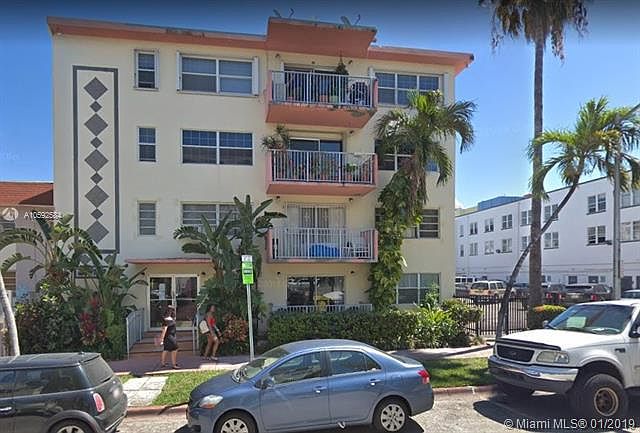 1st image of 525 Meridian Ave APT 301