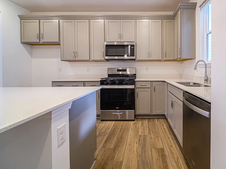 1535 Pebble Shore Ln — Photo 5