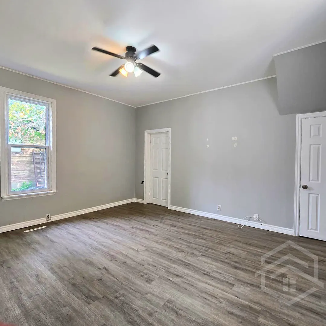 74 Flora Street St. Thomas — Photo 3