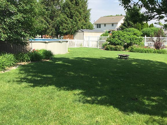 3rd image of 812 Kimberly Ln