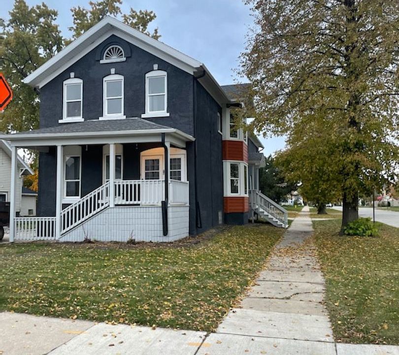 1st image of 700 Pine St #702