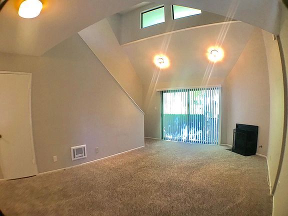 2nd image of 720 Westmount Dr APT E