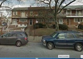 1st image of 1131 E 105th St
