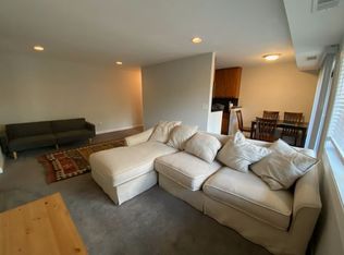 6437 Richmond Hwy APT 201, Alexandria, VA 22306