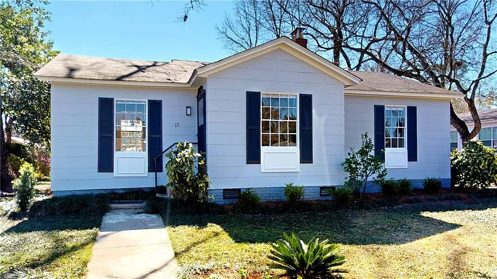 2 bed, 1.0 bath, 1144 sqft, $1,850 — Photo 2