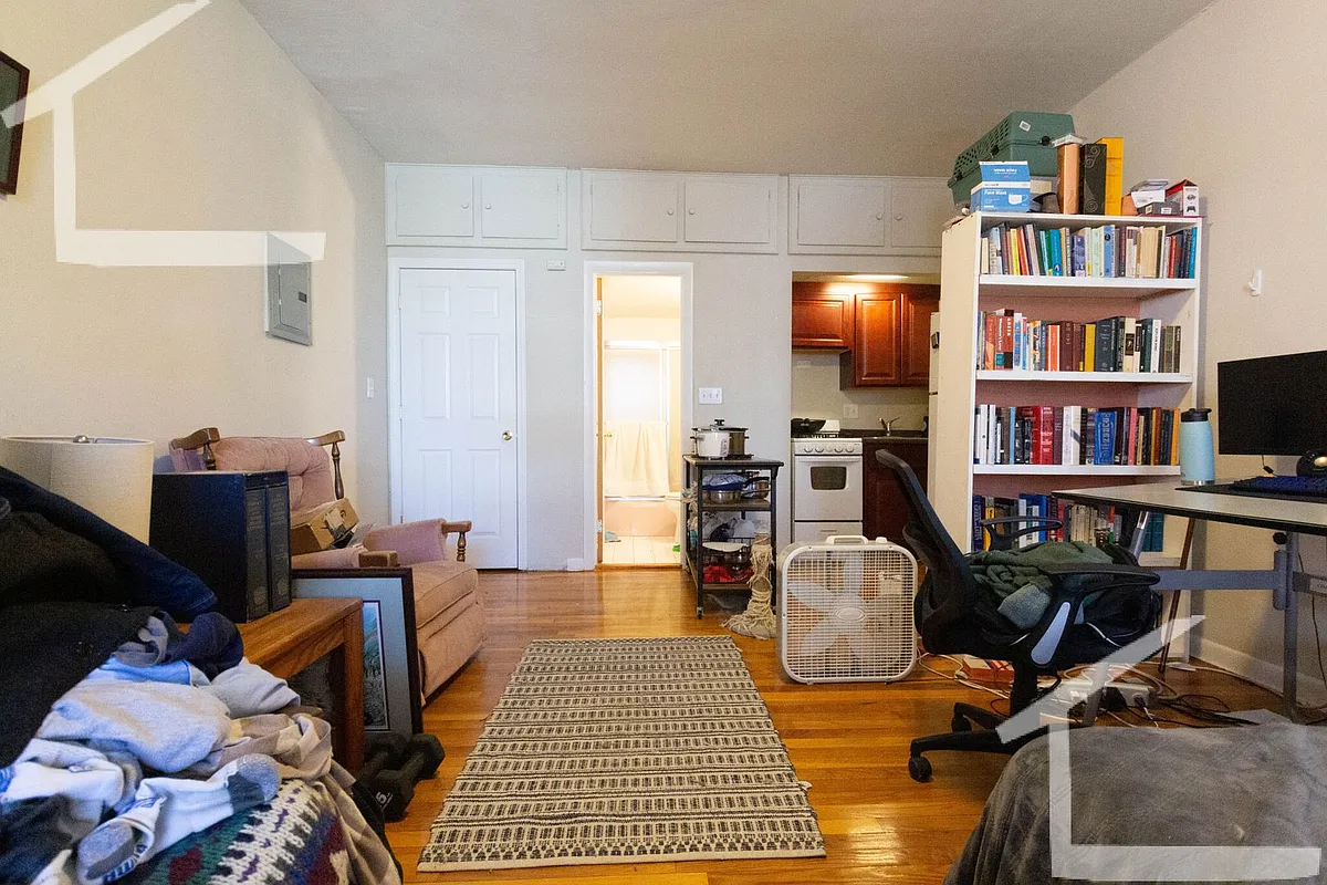 Building Photo - 153B Brighton Ave #A15