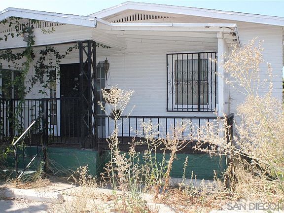 2nd image of 2143-47 Everett Ave